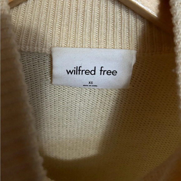 Aritzia Wilfred Free Harper Mock Neck Crop Knit 100% Wool Crop Sweater Size XS - Picture 6 of 6